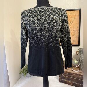 Women’s black gold sweater 3/4 sleeve